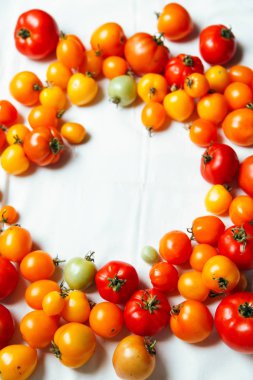 taze organik domates