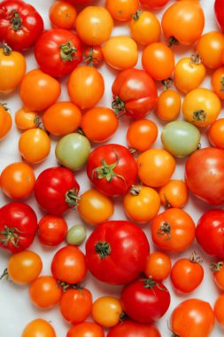 taze organik domates