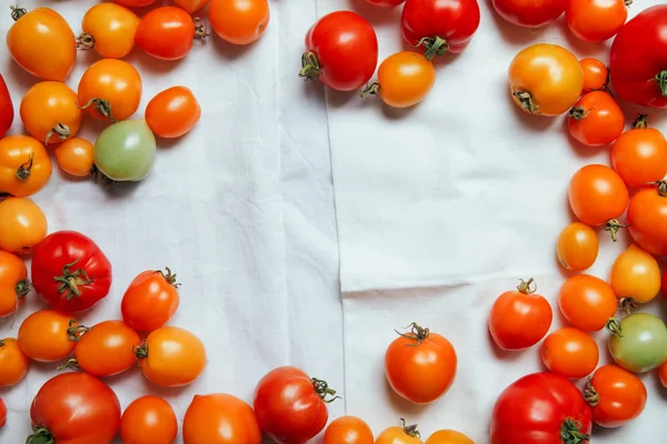 taze organik domates