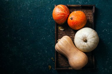 Sonbahar kabaklar rustik kompozisyon