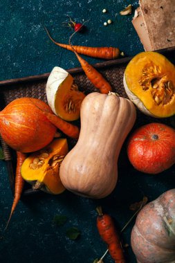 Sonbahar kabaklar rustik kompozisyon