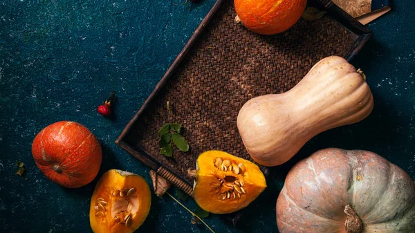 Sonbahar kabaklar rustik kompozisyon