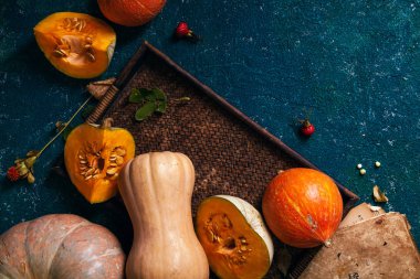 Sonbahar kabaklar rustik kompozisyon
