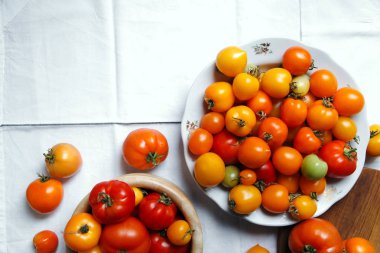 Tabak taze organik domates