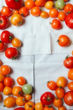 taze organik domates