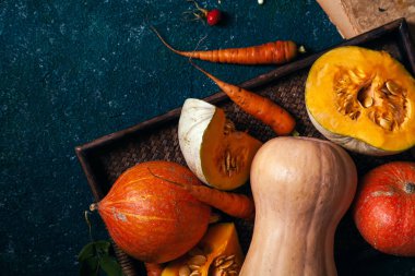 Sonbahar kabaklar rustik kompozisyon