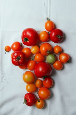 taze organik domates