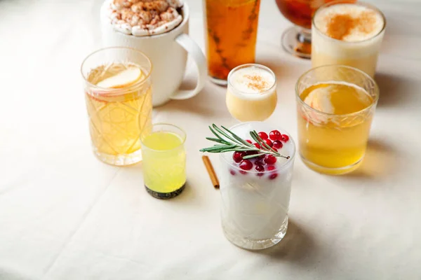 Reihe von Winter-Cocktails — Stockfoto