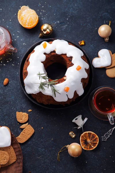 Traditional Christmas Cake Dried Fruits Soaked Rum Sugar Glaze Teatime — Stock Photo, Image