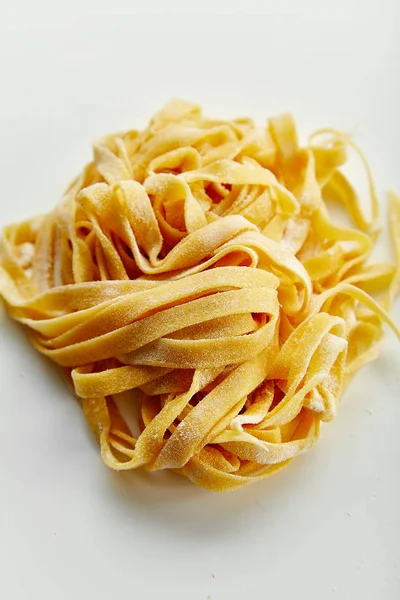 Klassiska Handgjorda Italienska Tagliatelle Pasta Närbild — Stockfoto