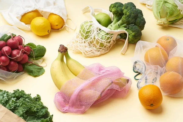 Μηδέν Αγορές Τροφίμων Αποβλήτων Επαναχρησιμοποιήσιμες Σακούλες Επίπεδη Θέση Φρούτα Και — Φωτογραφία Αρχείου