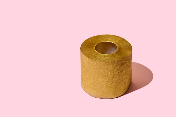 Golden Toilet Paper Hot Commodity Covid Period Self Isolation — Stock Photo, Image