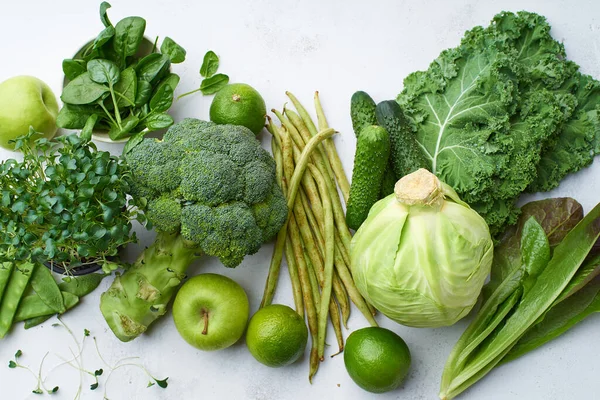 Creativo Plano Yacía Con Frutas Verduras Orgánicas Vegetarianas Saludables Mesa — Foto de Stock
