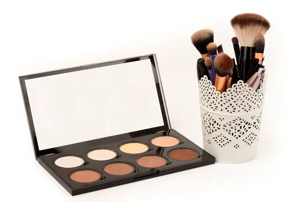 Cosmetic powder brush and palette — Stock Photo, Image