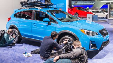 Bir otomobil mühendislik ters