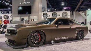 Dodge Challenger, Sema