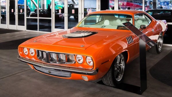 1971 Plymouth Cuda, Marktverband für Spezialgeräte (Sema) — Stockfoto