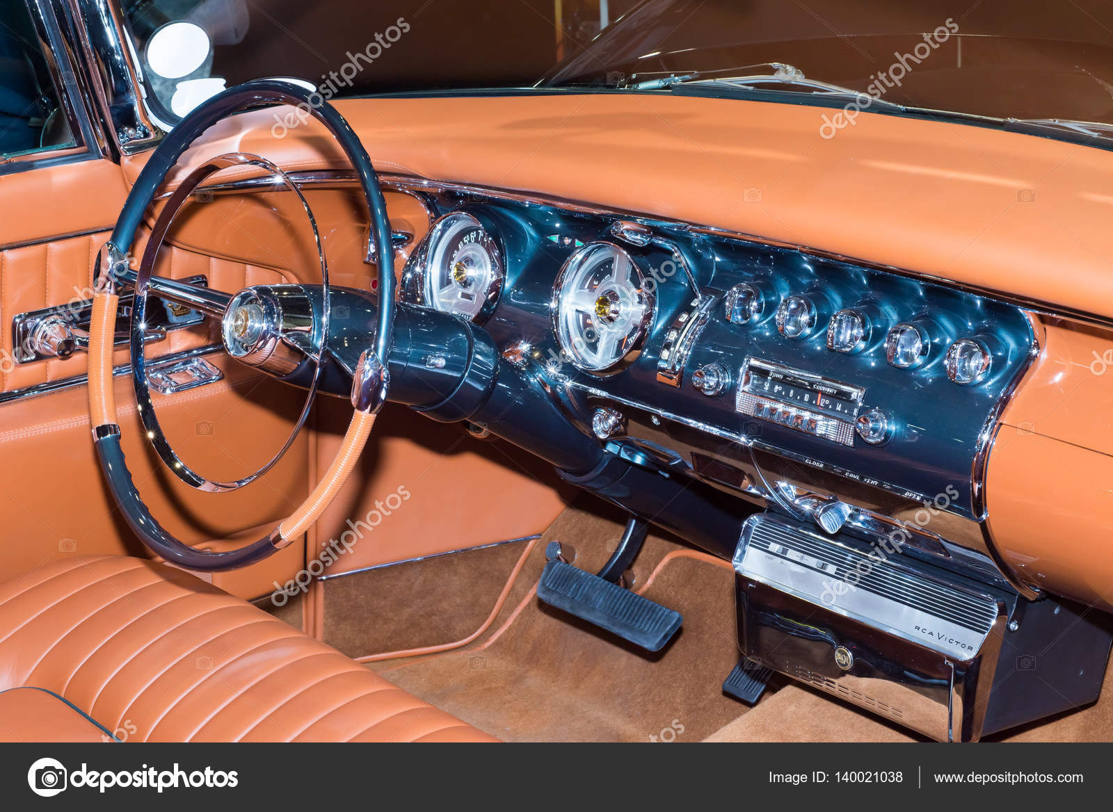 55 Chrysler 300 Dashboard