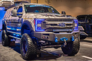 Kibrit kutusu polis temalı kamyon, 2017 Ford F-350 Super Duty Xl, Sema