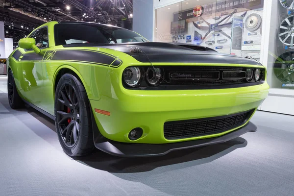 Sublime Green Dodge Challenger T / A Concepto — Foto de Stock