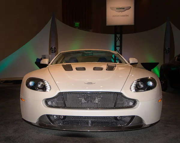 Mirador de Aston martin — Foto de Stock