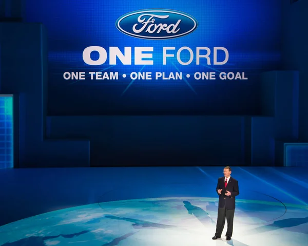 Alan Mulally, Ford