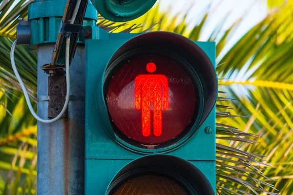 Semáforo pedestre vermelho — Fotografia de Stock