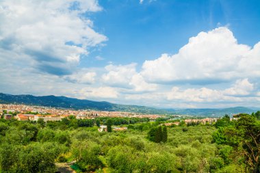 bulutlar üzerinde Tuscany
