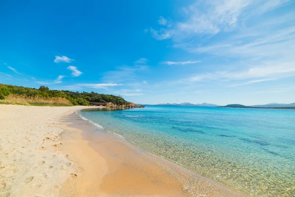 Cielo blu sulla spiaggia di La Celvia — Foto Stock