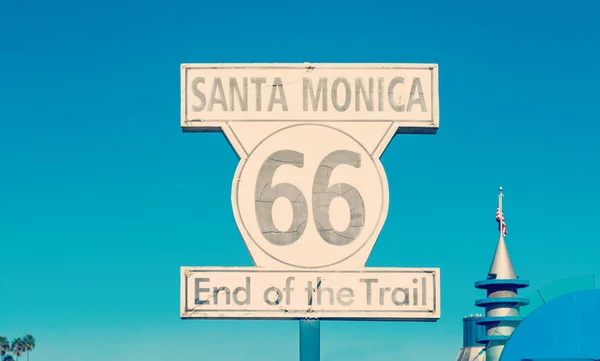 Señal de ruta 66 en Santa Monica —  Fotos de Stock