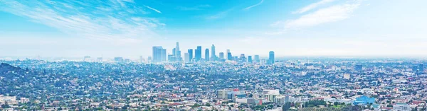 Błękitne niebo nad Los Angeles — Zdjęcie stockowe