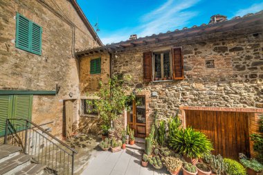 Montalcino içinde küçük kare