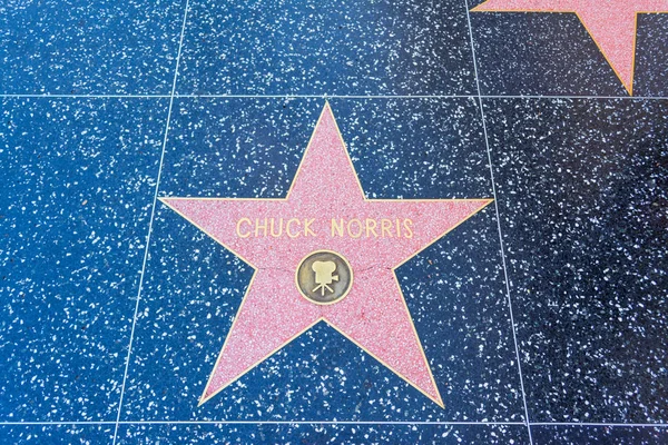 查克 · 诺里斯明星在好莱坞步行的名声 — 图库照片