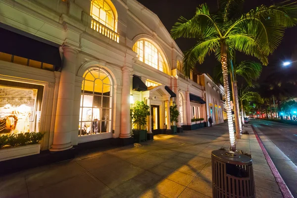 Palms in Rodeo Drive at night — Stock Photo, Image