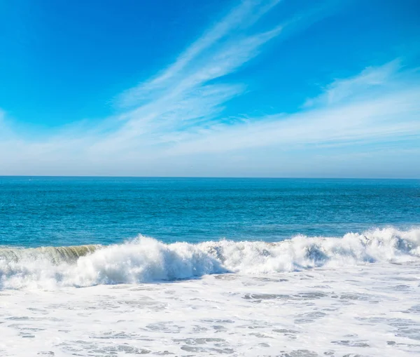 Pacific Beach dalgalarda — Stok fotoğraf