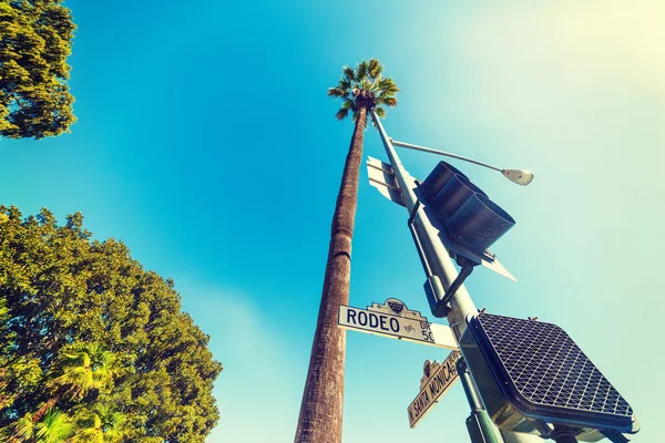 Rodeo drive road sign — Stock Photo, Image