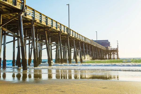 Cais de madeira em Newport Beach — Fotografia de Stock