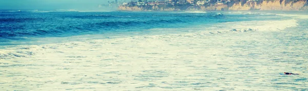 Surfer in Pacific Beach — Stockfoto