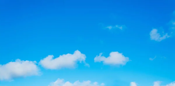 Nubes cúmulos en California — Foto de Stock