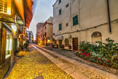 Alghero'da dar sokak