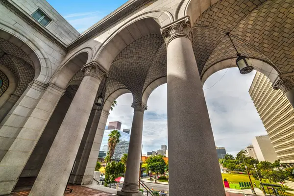 在洛杉矶，市政厅的拱门 — 图库照片