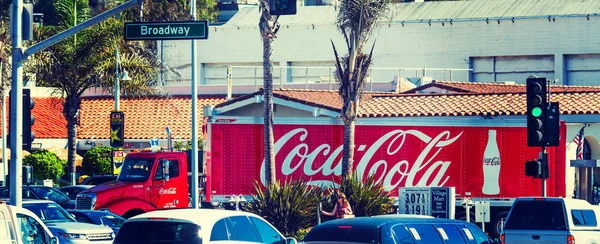 Laguna Beach Broadway kamyonda Coca Cola — Stok fotoğraf
