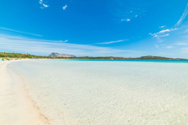 Cala Brandinchi güneşli bir günde