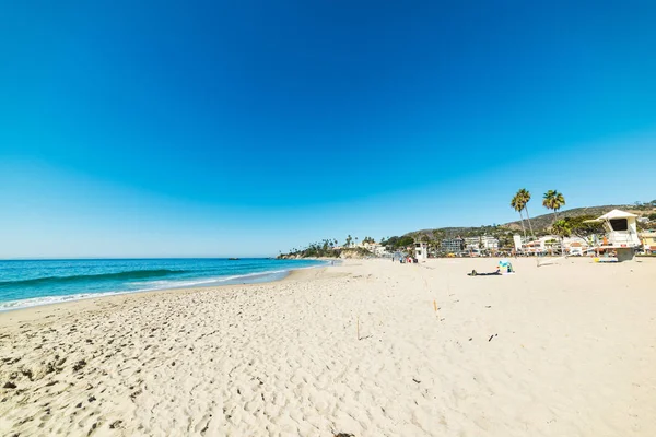 Beyaz Laguna Beach'de kum — Stok fotoğraf