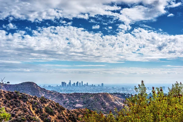 Chmury nad Los Angeles — Zdjęcie stockowe