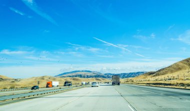 southbound traffic in Interstate 5 clipart