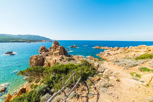 Costa Paradiso kıyı