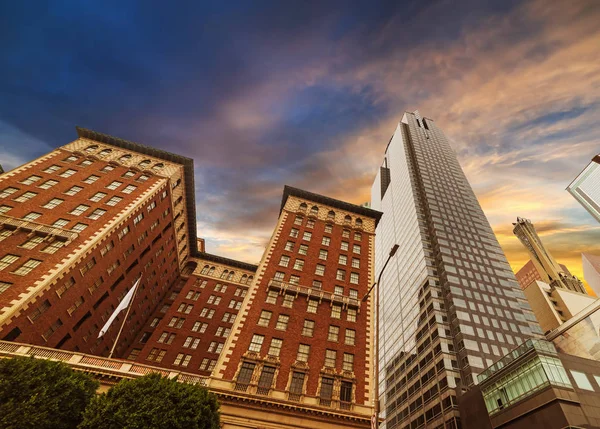 Wolkenkrabbers in het centrum van Los Angeles — Stockfoto