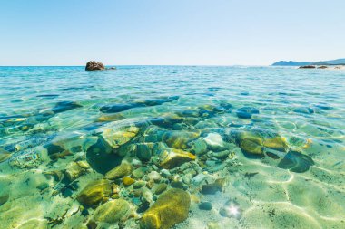 Santa Giusta Beach temiz su