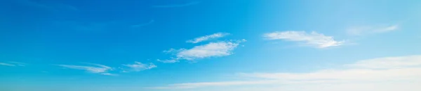 Nubes pequeñas en California — Foto de Stock